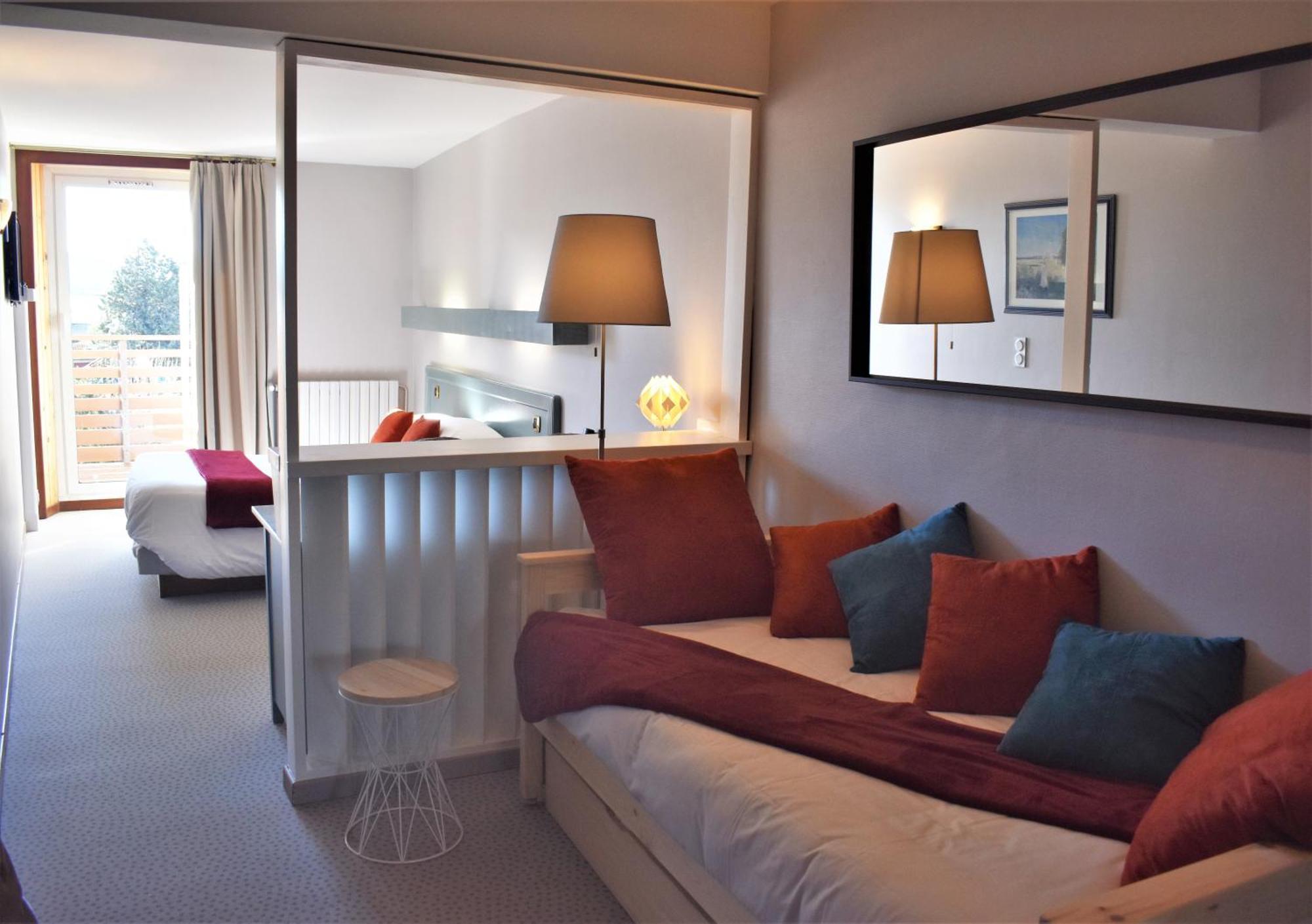 Hotel Corrieu La Llagonne Ngoại thất bức ảnh