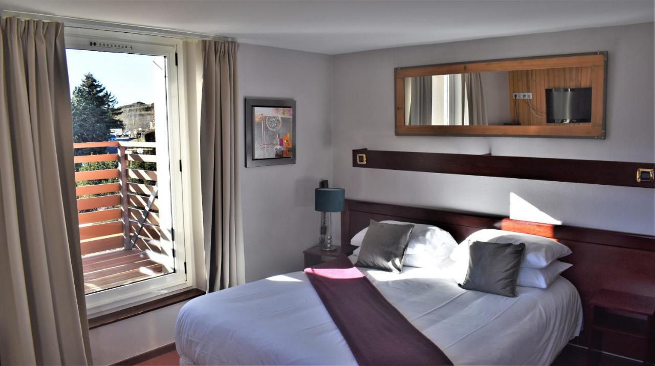 Hotel Corrieu La Llagonne Ngoại thất bức ảnh